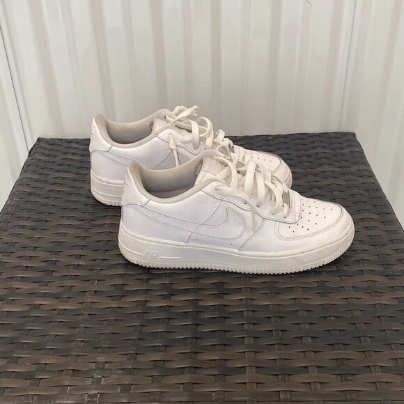Nike Air Force ones size youth 6￼ - Picture 1 of 9